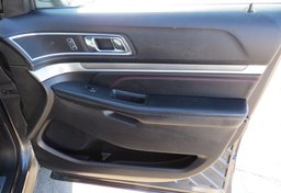 2016 Ford Explorer - Image 58