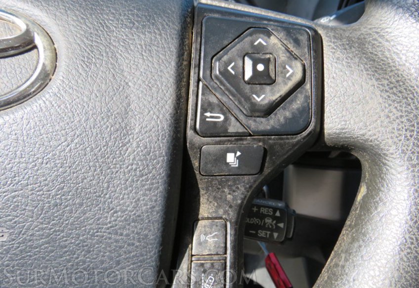 2018 Toyota Tacoma - Image 31