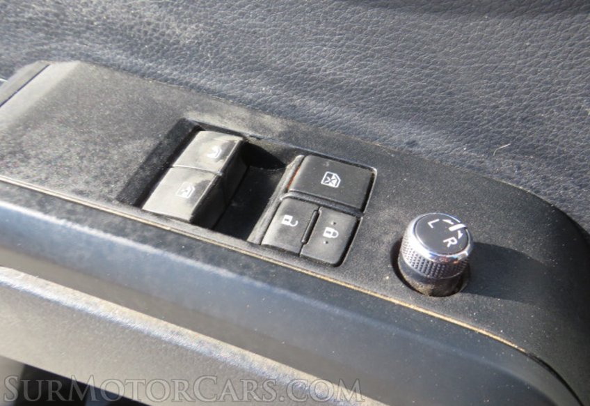 2018 Toyota Tacoma - Image 33