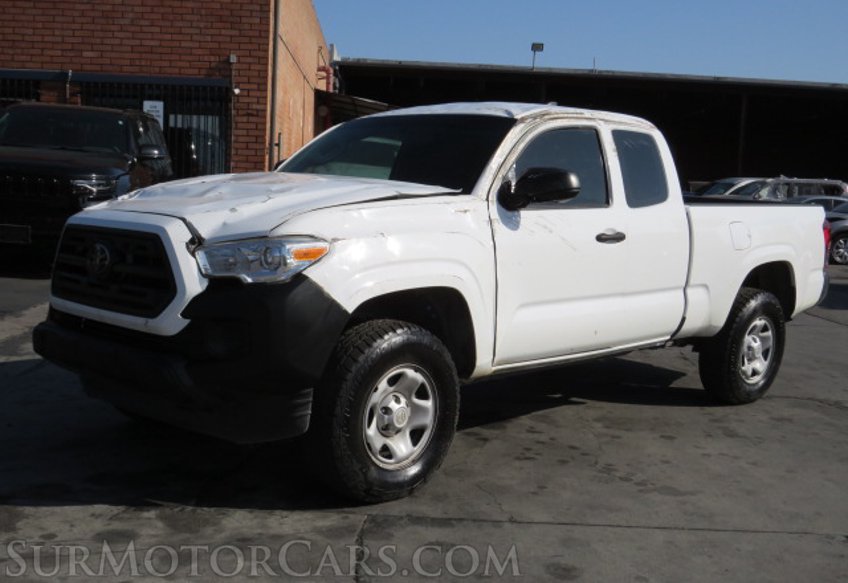 2018 Toyota Tacoma - Image 3