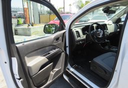 2020 Chevrolet Colorado - Image 20