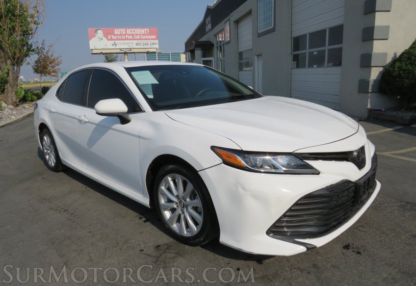 2018 Toyota Camry - Image 2