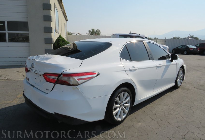 2018 Toyota Camry - Image 5