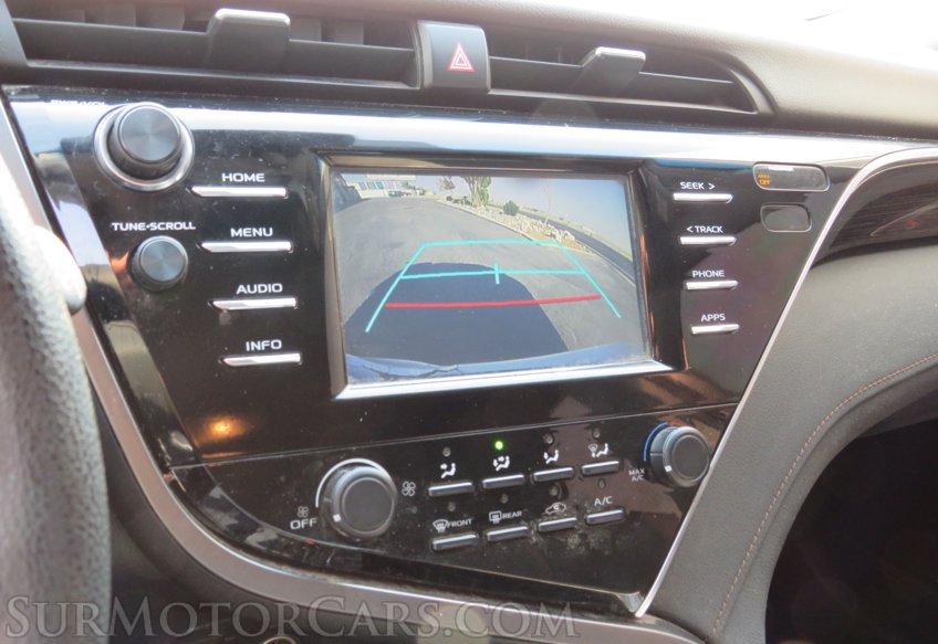 2018 Toyota Camry - Image 31