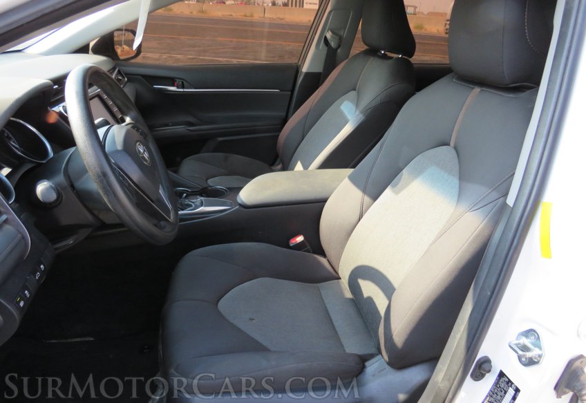 2018 Toyota Camry - Image 20