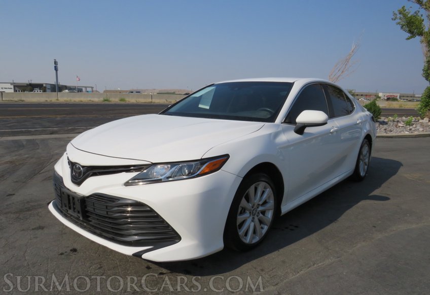 2018 Toyota Camry - Image 4