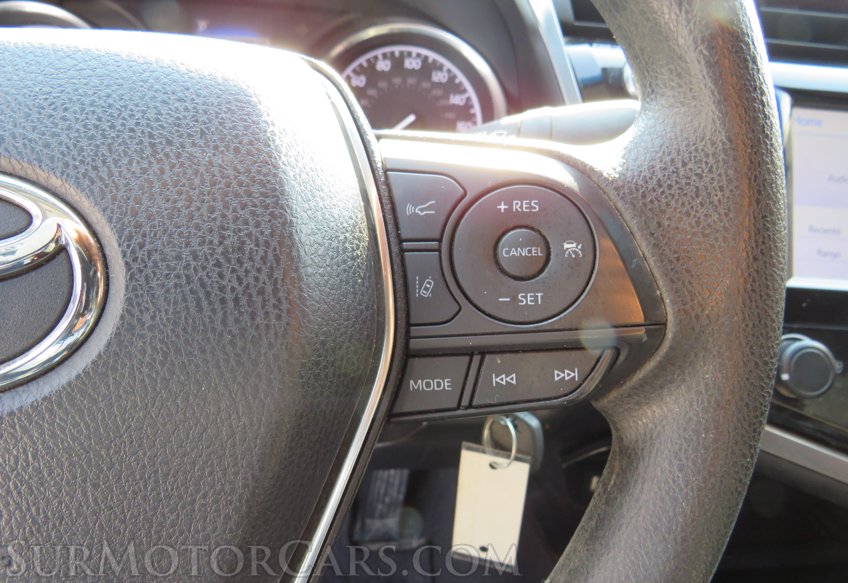 2018 Toyota Camry - Image 24