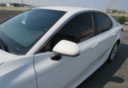 2018 Toyota Camry - Image 15