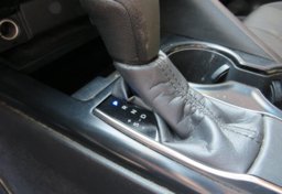 2018 Toyota Camry - Image 35