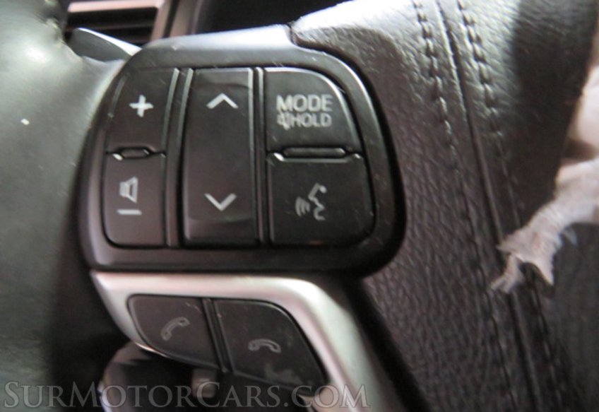 2018 Toyota Highlander - Image 36