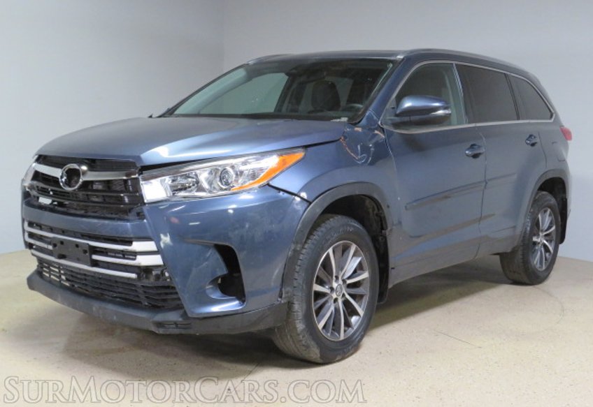 2018 Toyota Highlander - Image 3