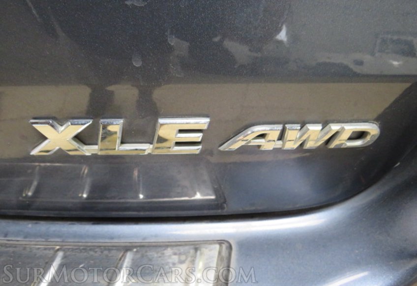 2018 Toyota Highlander - Image 19