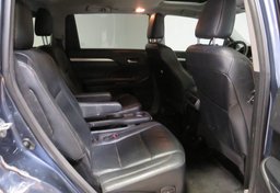 2018 Toyota Highlander - Image 32