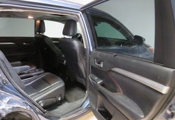 2018 Toyota Highlander - Image 24