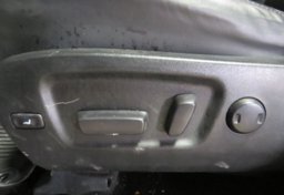 2018 Toyota Highlander - Image 44