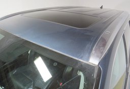 2018 Toyota Highlander - Image 14