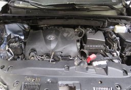 2018 Toyota Highlander - Image 56