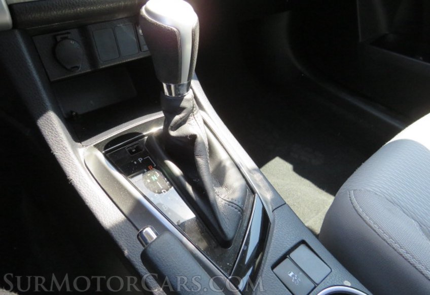 2017 Toyota Corolla - Image 39