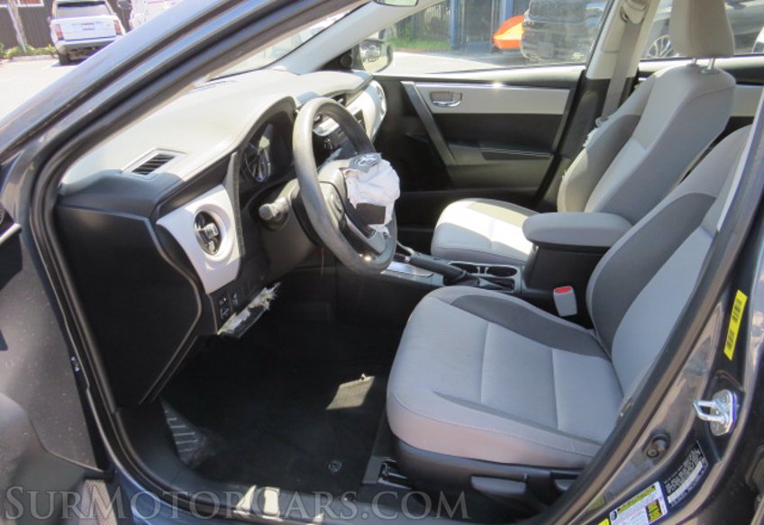 2017 Toyota Corolla - Image 25