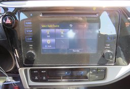 2017 Toyota Corolla - Image 36