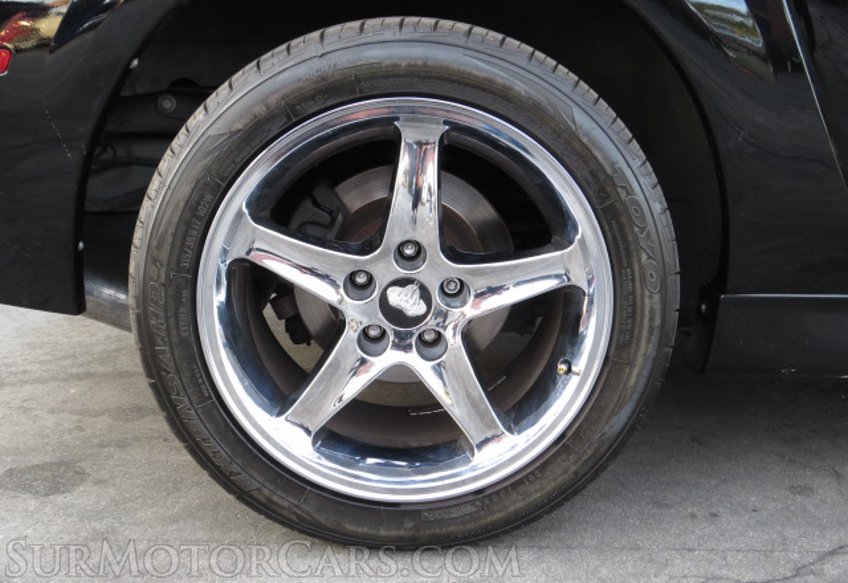 2003 Ford Mustang - Image 13