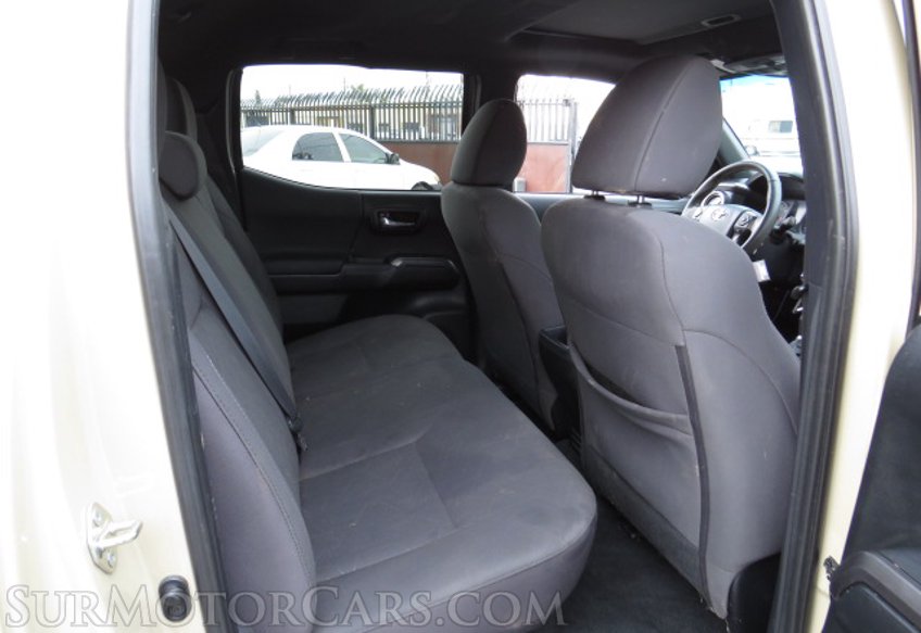 2017 Toyota Tacoma - Image 30