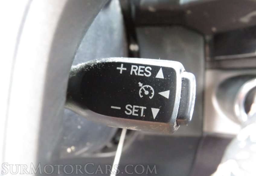 2017 Toyota Tacoma - Image 19