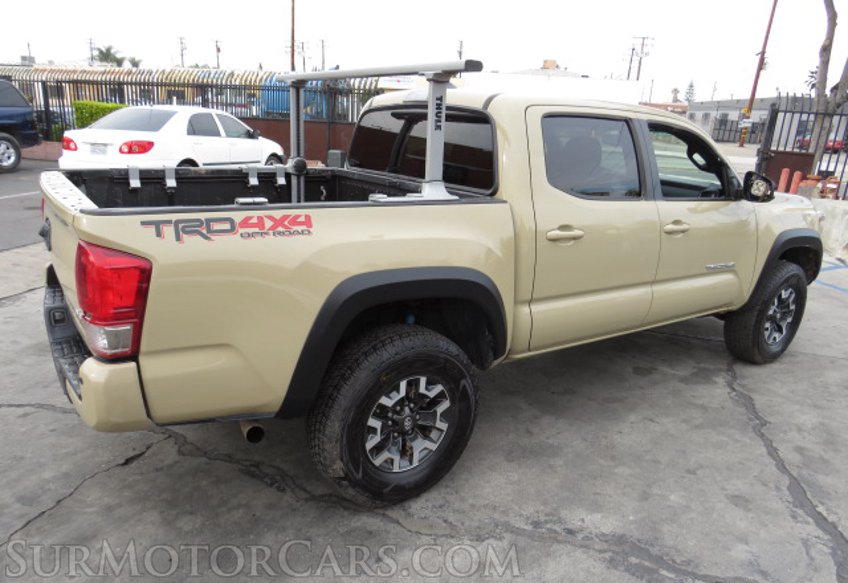 2017 Toyota Tacoma - Image 5