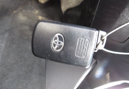 2017 Toyota Tacoma - Image 29