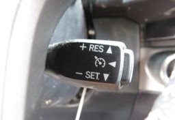 2017 Toyota Tacoma - Image 19