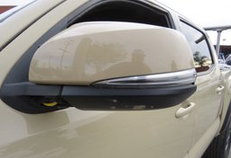 2017 Toyota Tacoma - Image 48