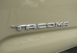 2017 Toyota Tacoma - Image 50