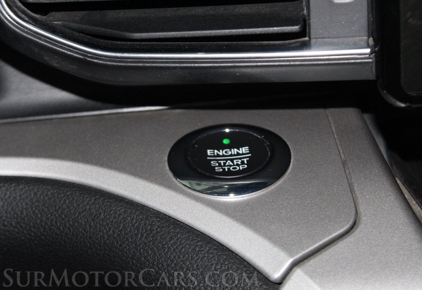 2020 Ford Explorer XLT 4WD - Image 38