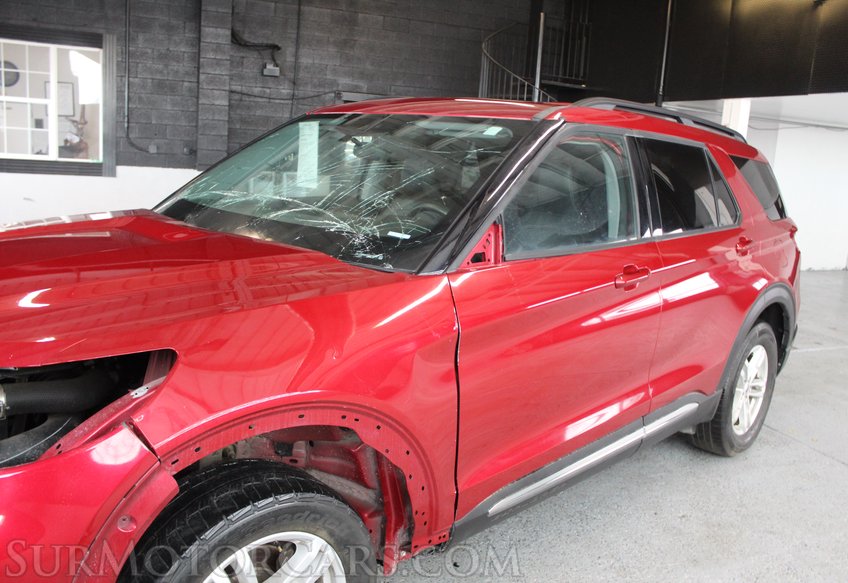 2020 Ford Explorer XLT 4WD - Image 16