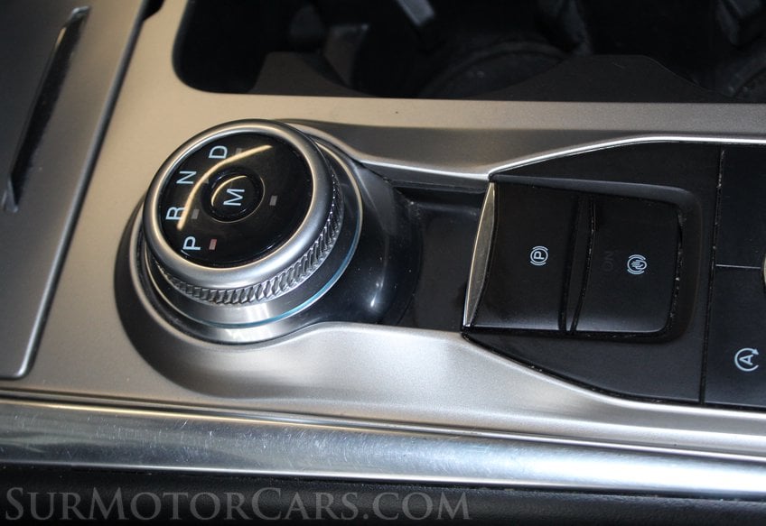 2020 Ford Explorer XLT 4WD - Image 39