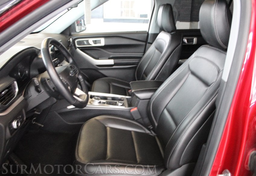 2020 Ford Explorer XLT 4WD - Image 24