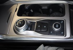 2020 Ford Explorer XLT 4WD - Image 40