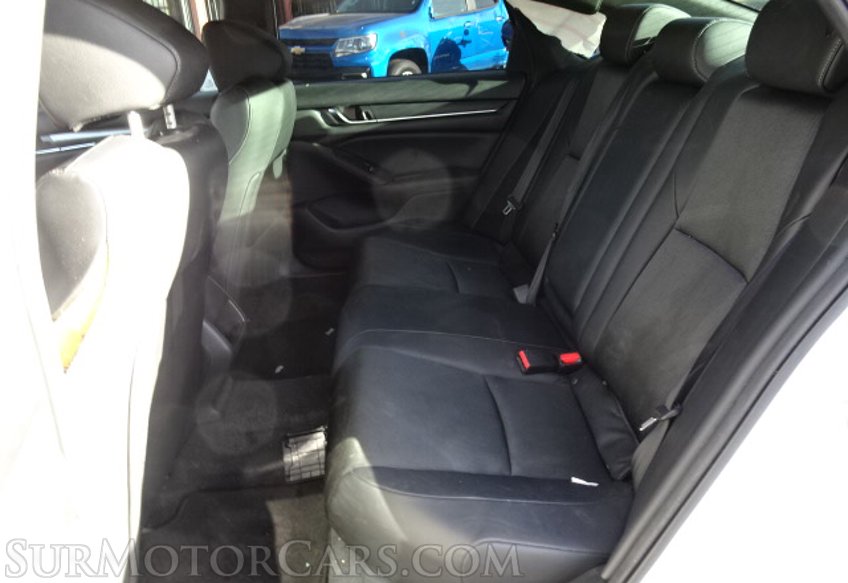 2019 Honda Accord Sedan - Image 29