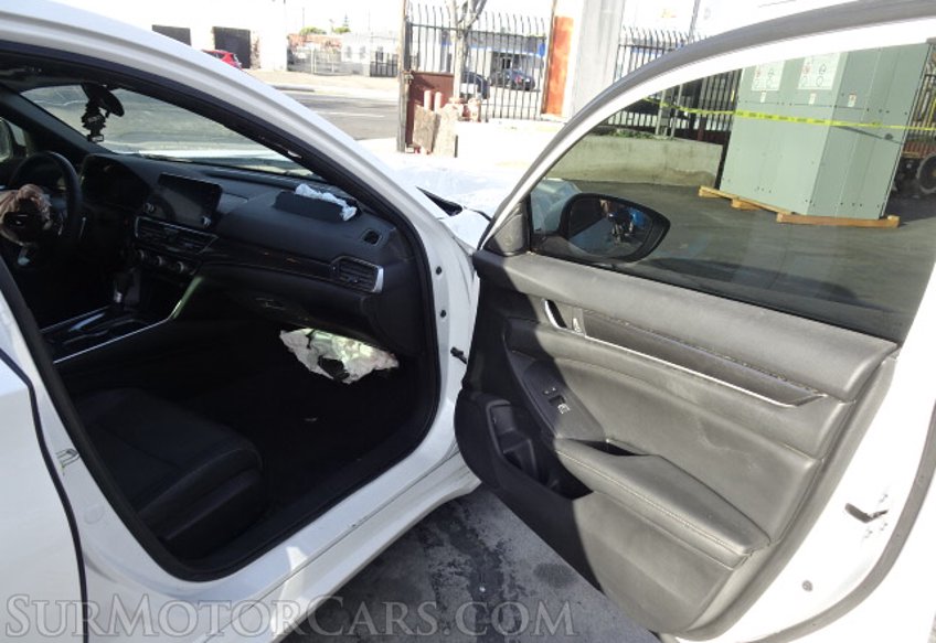 2019 Honda Accord Sedan - Image 19