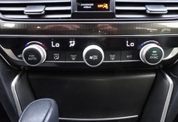 2019 Honda Accord Sedan - Image 34