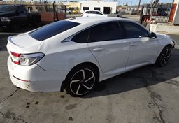 2019 Honda Accord Sedan - Image 10