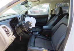 2017 Chevrolet Colorado - Image 27