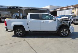 2017 Chevrolet Colorado - Image 11