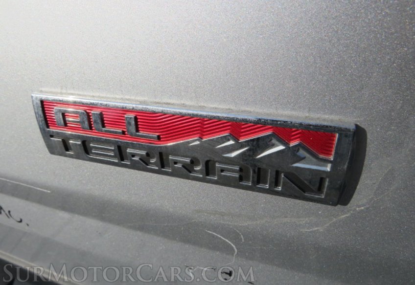 2018 GMC Canyon - Image 18