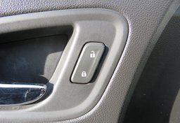 2018 GMC Canyon - Image 46