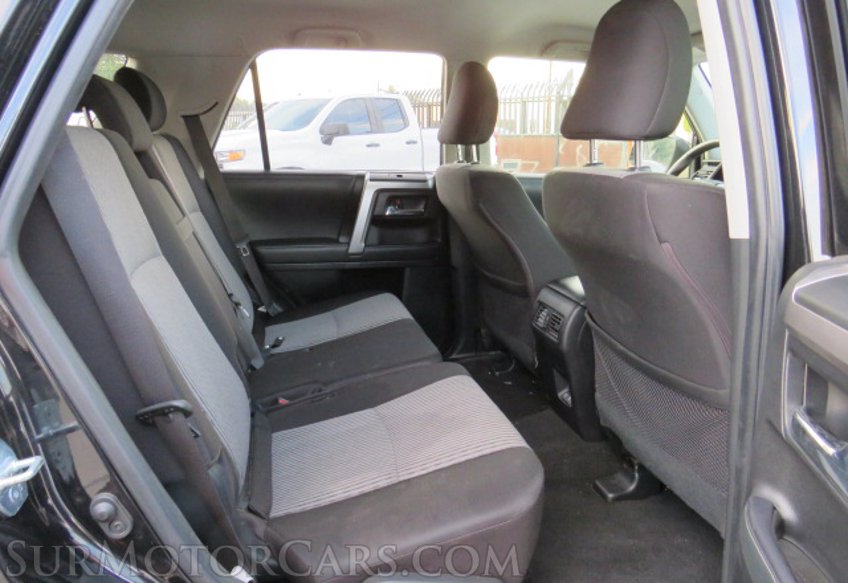 2021 Toyota 4Runner - Image 31