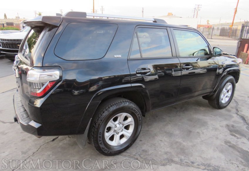 2021 Toyota 4Runner - Image 8