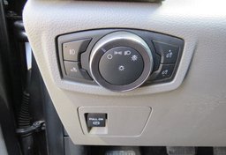 2019 Ford F-150 - Image 37