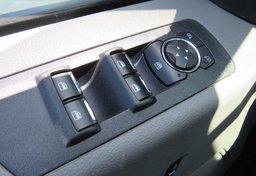 2019 Ford F-150 - Image 41