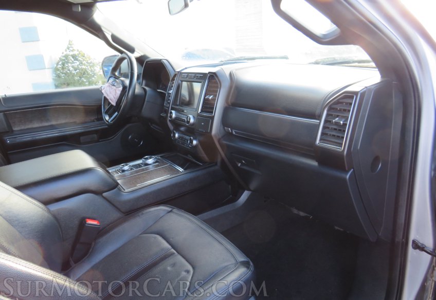 2020 Ford Expedition - Image 17